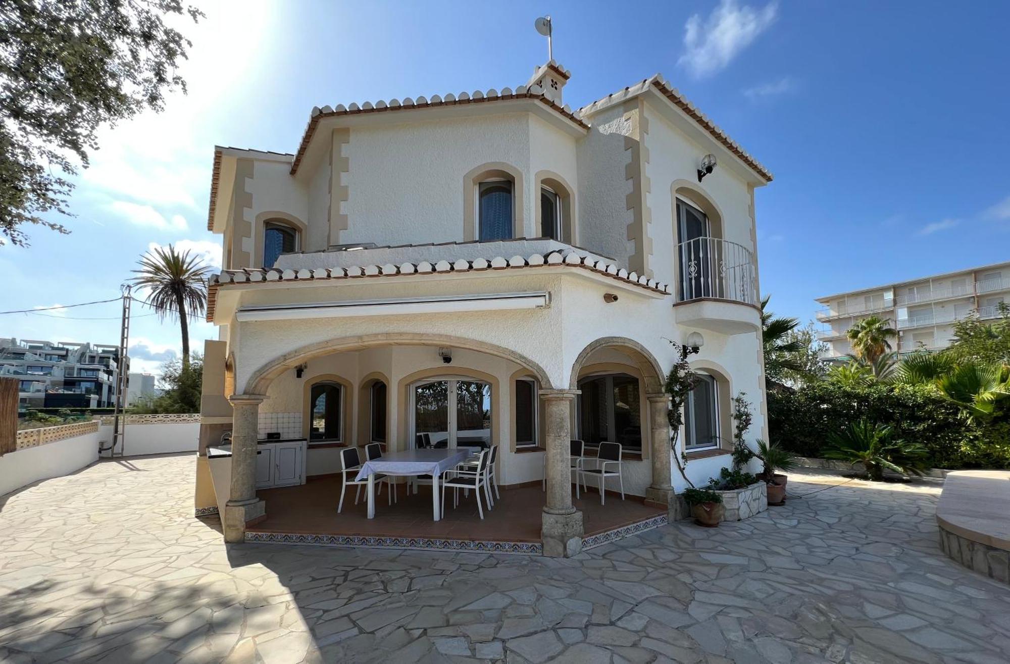 Chalet En La Playa Con Piscina Privada - Holavivienda Inmobiliaria دينايا المظهر الخارجي الصورة